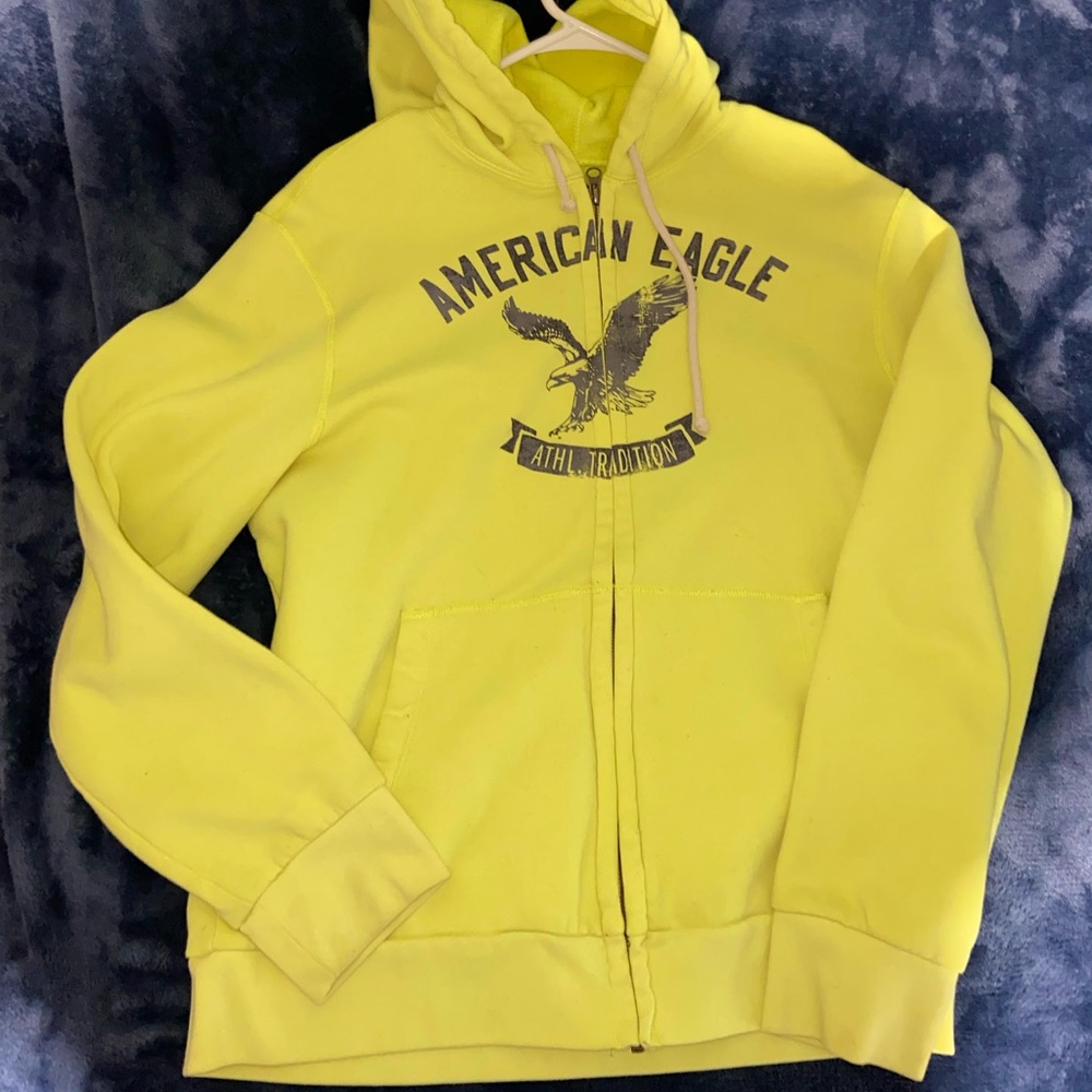 American eagle zip up